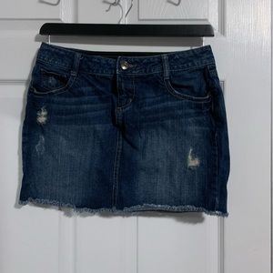 Apt 9 denim skirt size 8